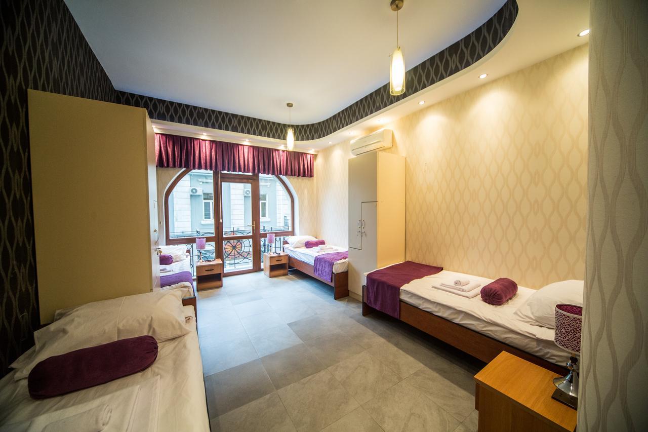 Hostel Inn Hotel&Hostel Bakü Dış mekan fotoğraf