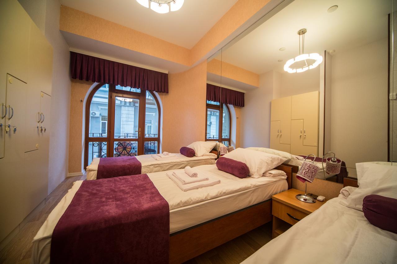 Hostel Inn Hotel&Hostel Bakü Dış mekan fotoğraf