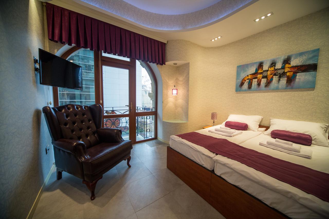 Hostel Inn Hotel&Hostel Bakü Dış mekan fotoğraf