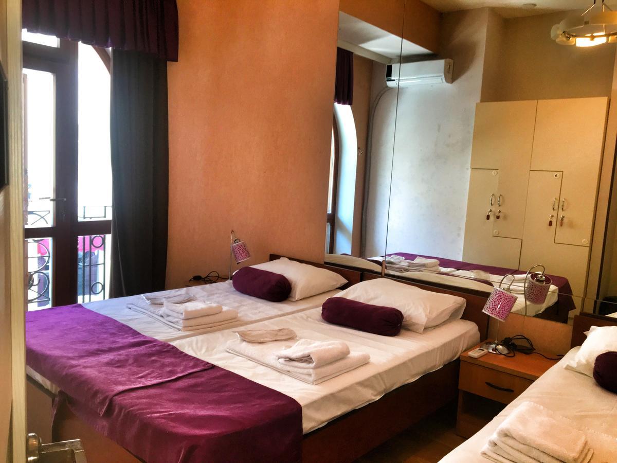 Hostel Inn Hotel&Hostel Bakü Dış mekan fotoğraf