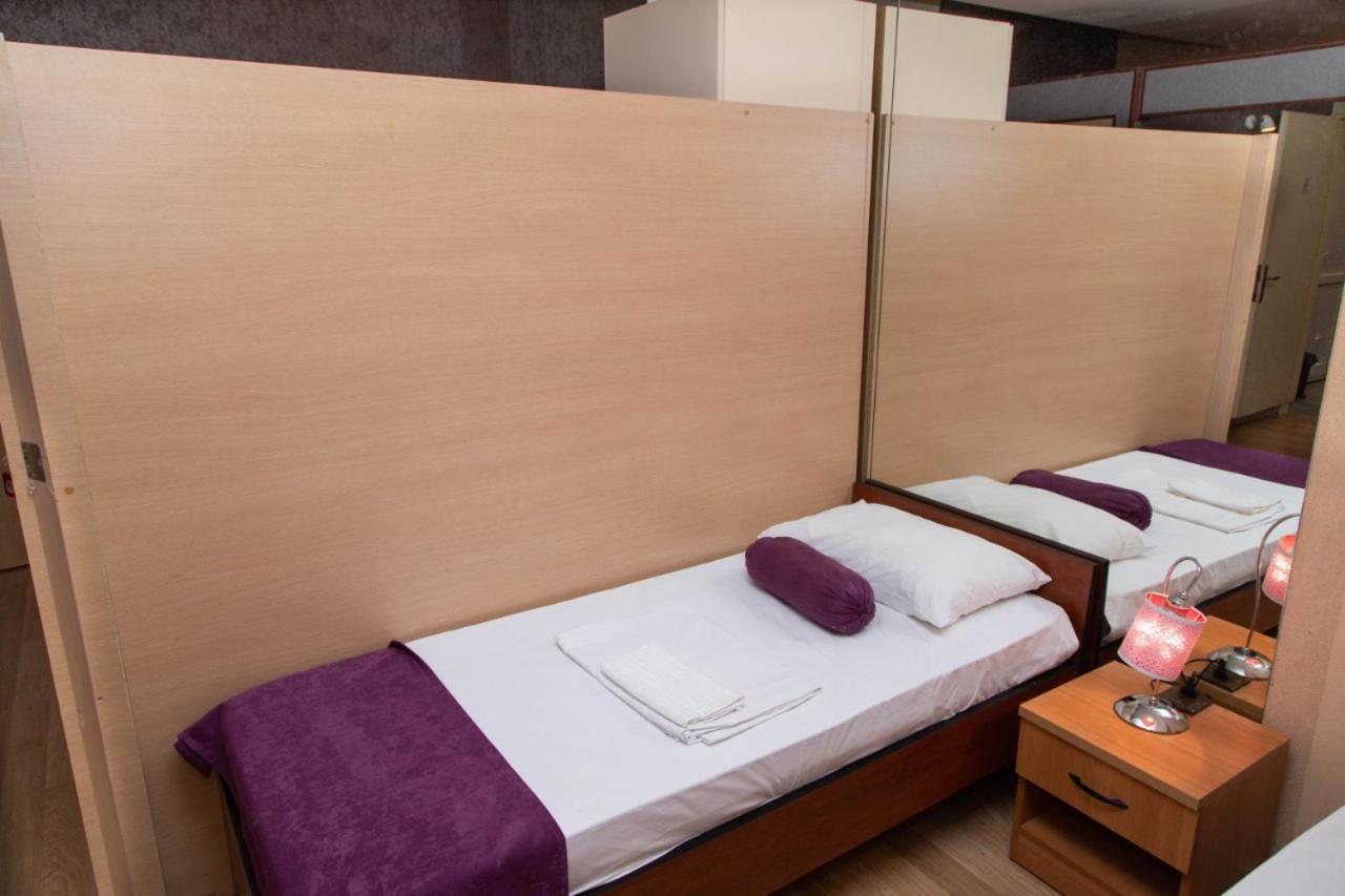 Hostel Inn Hotel&Hostel Bakü Dış mekan fotoğraf